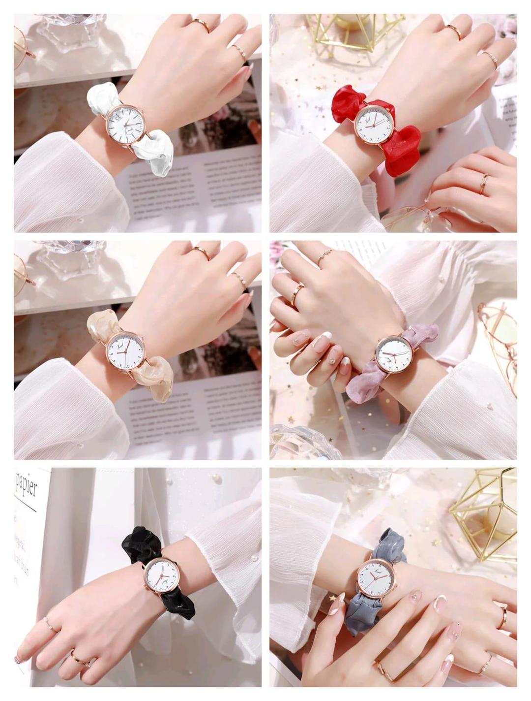 Stylish Women's Quartz Watch- 1 Pc Water Resistant Bracelet Timepiece