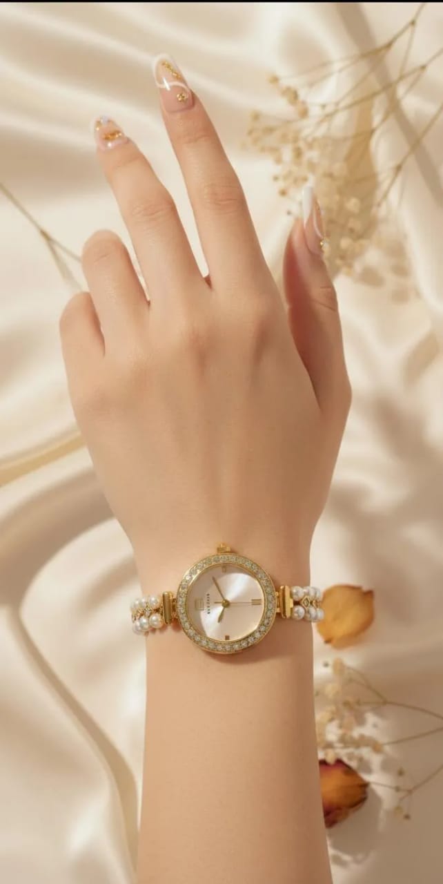 Stylish Women's Quartz Watch